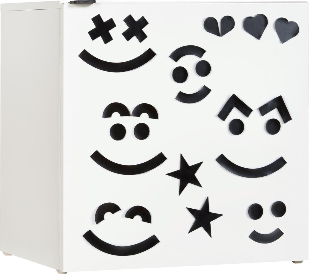 Magnets Emoticons Young Users