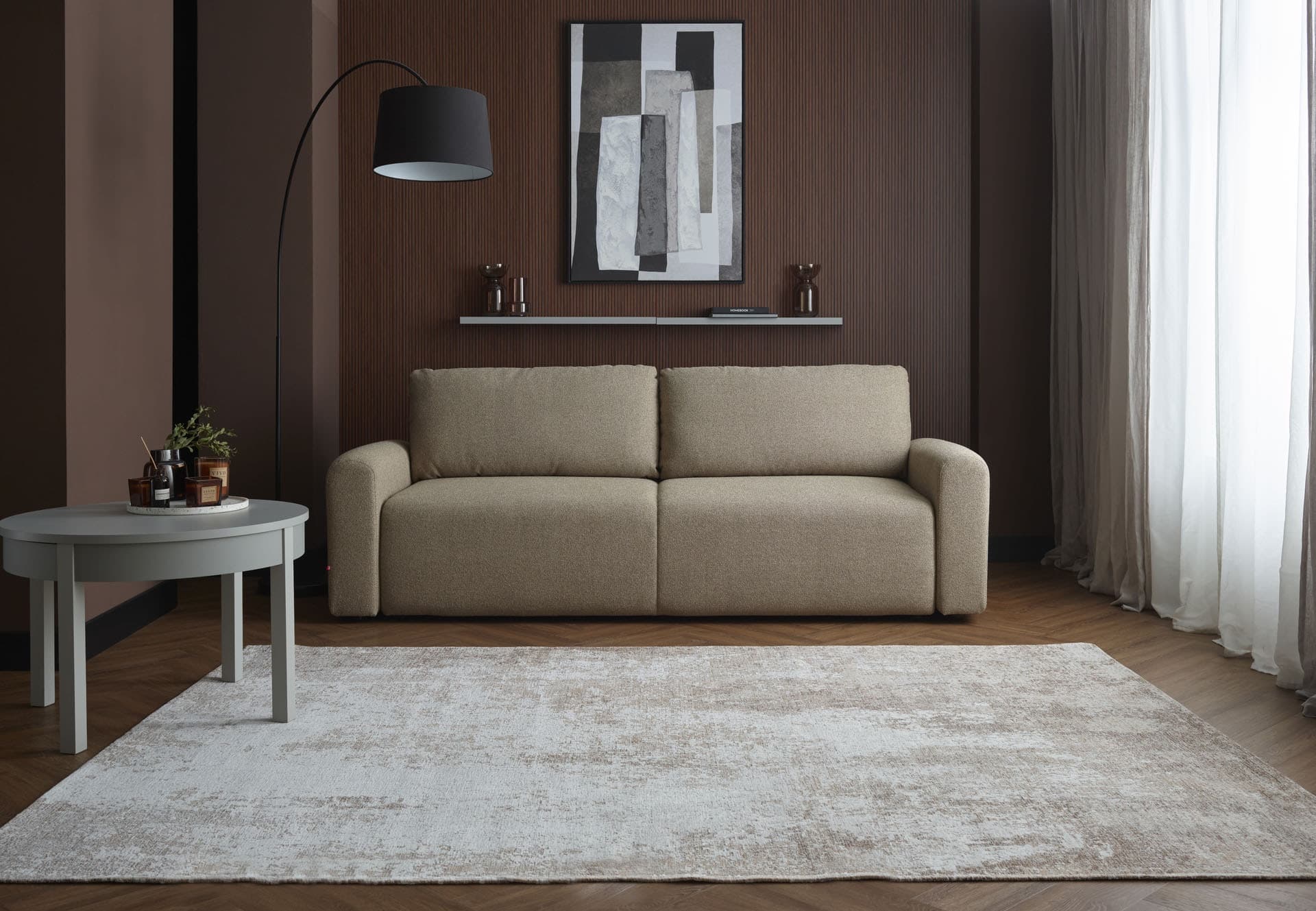 Ściana za kanapą: odkryj 7 pomysłów na stylową aranżację