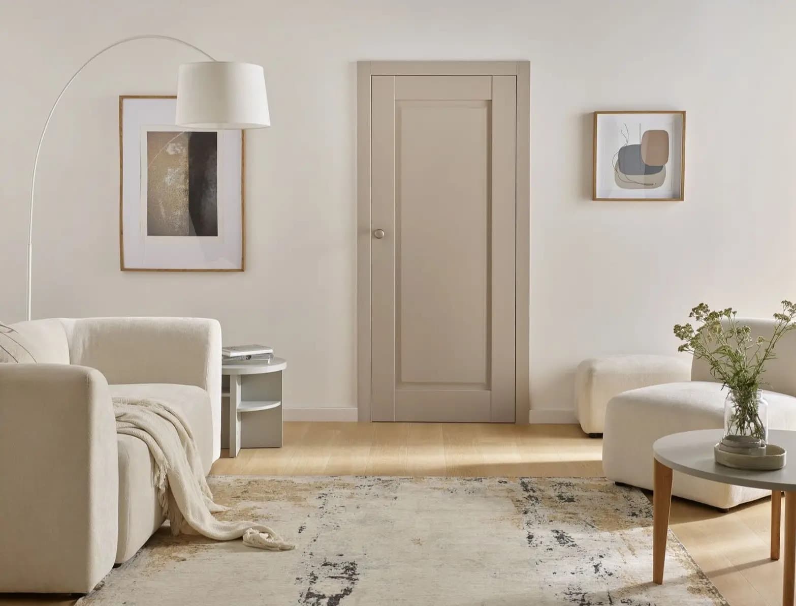 Minimalistyczny salon – jak stworzyć przytulną i stylową przestrzeń? Minimalistyczny salon – jak stworzyć przytulną i stylową przestrzeń?