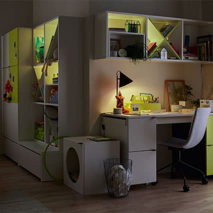 Podświetlenie LED RGB z pilotem, zestaw 2 pkt biały Young Users aranżacja