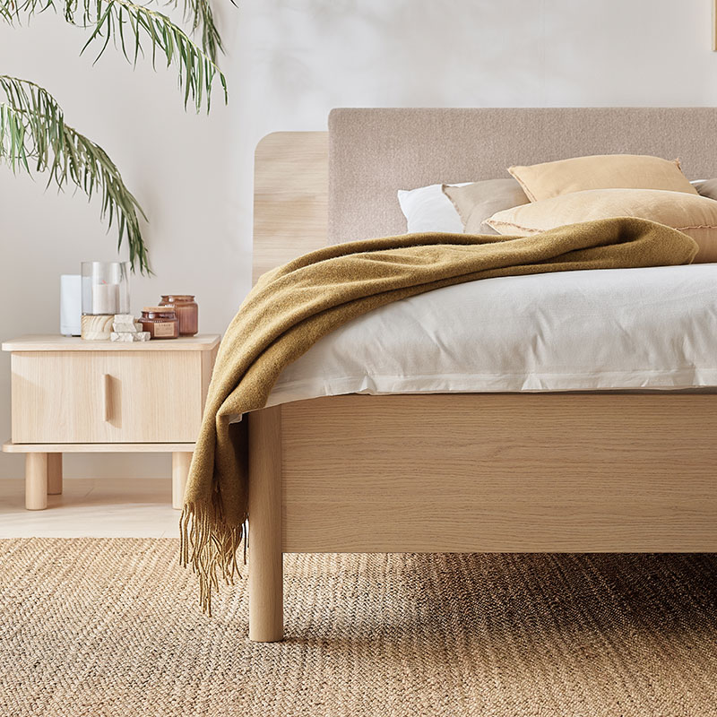 Łóżko 1-osobowe z wezgłowiem szerokim 120x200 OMM aranżacja