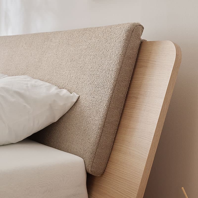 Poduszka oparciowa do łóżka z wezgłowiem szerokim 140x200 OMM aranżacja