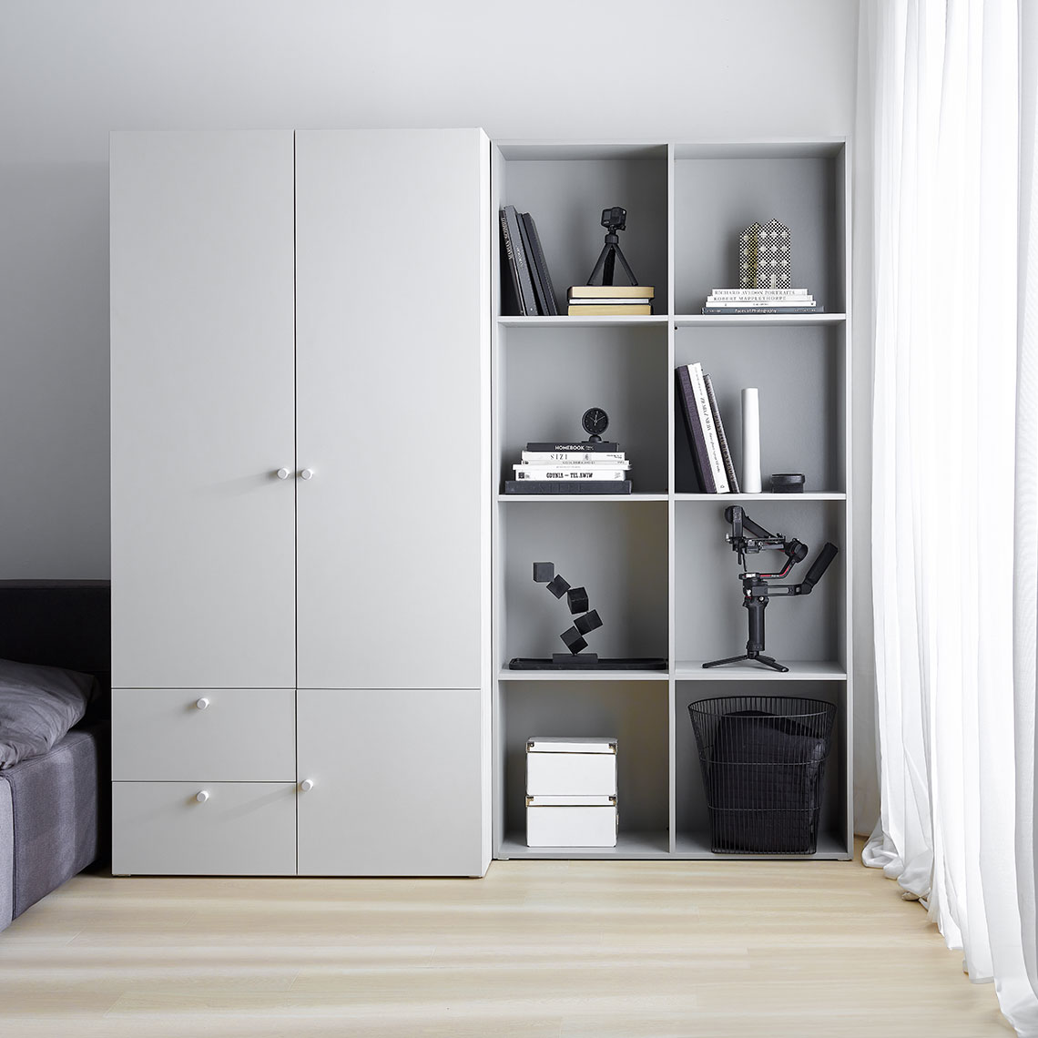 Regał szeroki Reli aranżacja