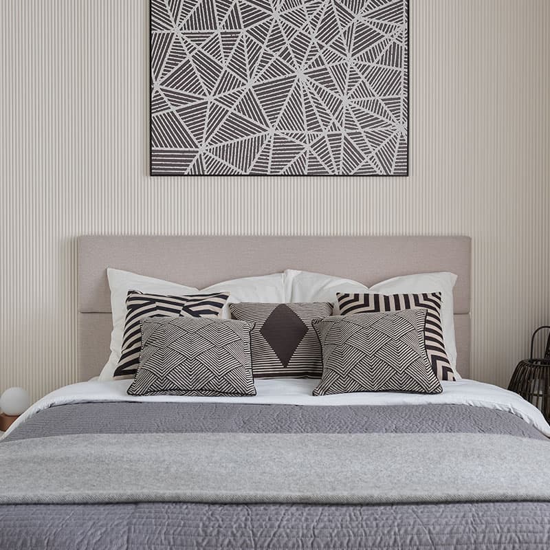 Łóżko tapicerowane z dużym pojemnikiem 160x200 Line aranżacja