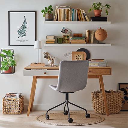 Desk Nature arrangement