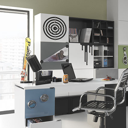 Szafa 1-drzwiowa z podestem 53x53 z szufladą Young Users aranżacja