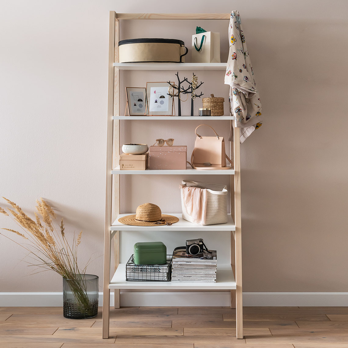 Regał Spot Young aranżacja