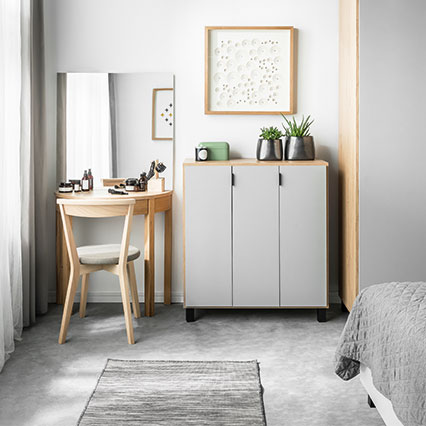 Komoda z drzwiami Simple aranżacja